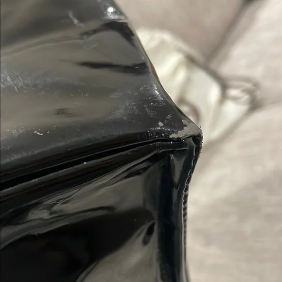 THE PALM DUBAI Black Atlantis Tote Bag - Picture 5 of 6